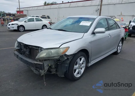 2009 Toyota Camry Se z USA, uszkodzony, nr VIN 4T1BE46K69U404609